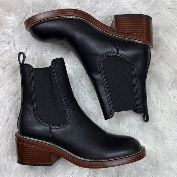 Steve Madden Shoes - Steve Madden Black Leather Ankle Booties